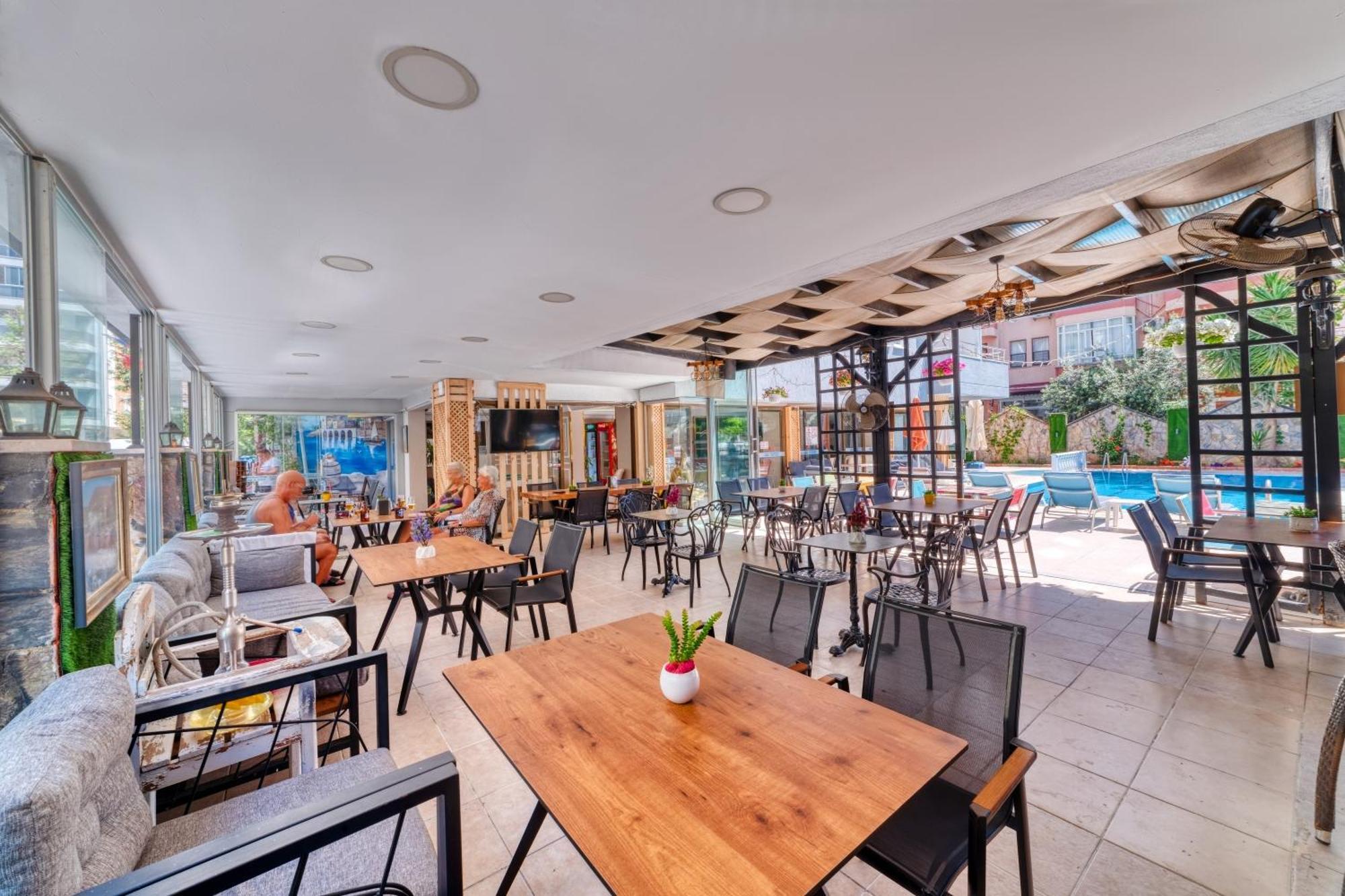 Kleopatra Icaria Apart Hotel Alanya Exterior photo